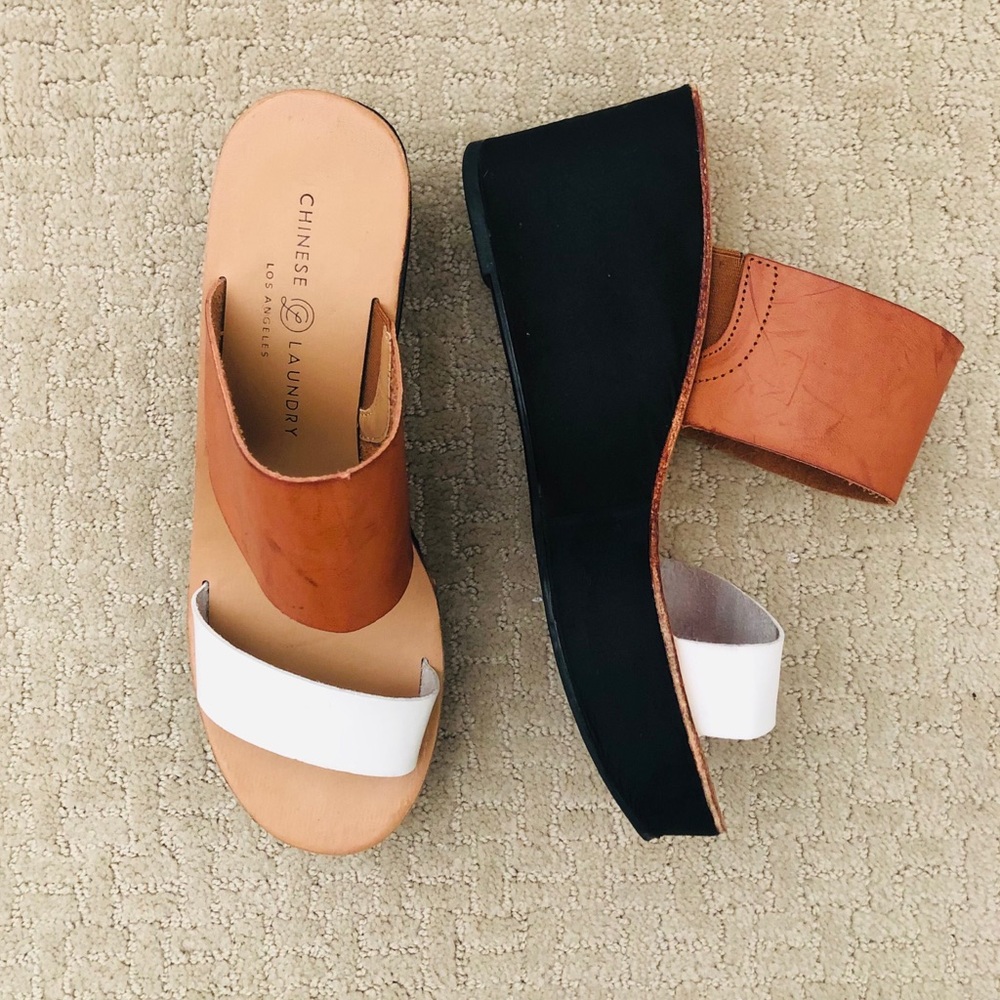 Women’s Chinese Laundry Wedges